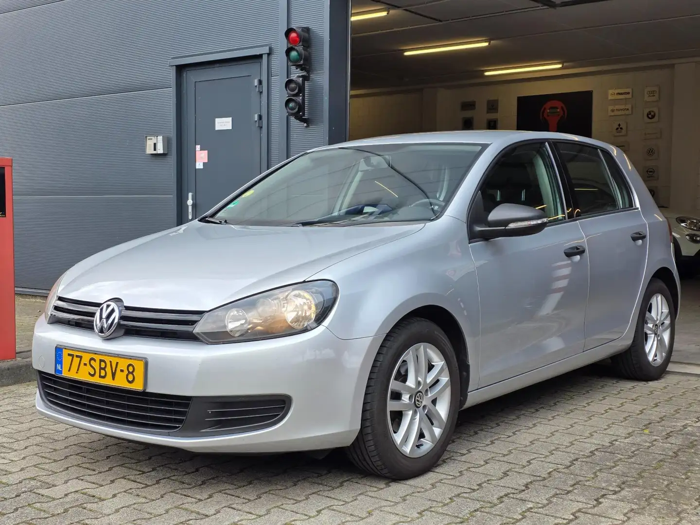 Volkswagen Golf 1.6 TDI Trendline BlueMotion | NAP / GARANTIE / TR Grijs - 1