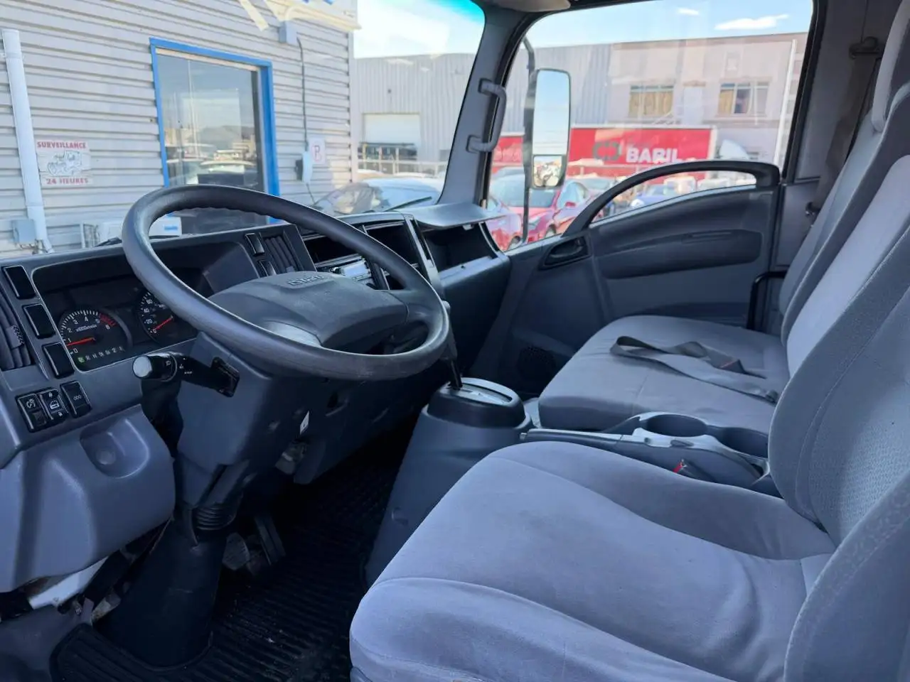 Isuzu NPR fotografie Isuzu NPR