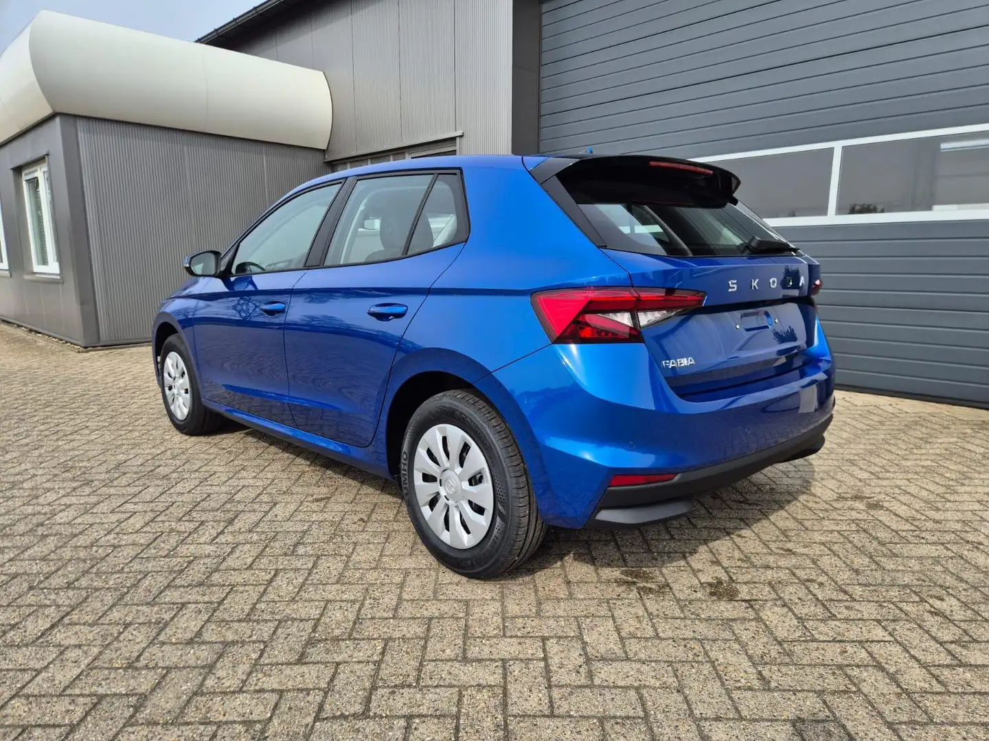 Skoda Fabia 1.0 TSI 95PS Selection 5-türig Rückf.Kamera Par... Blau - 2