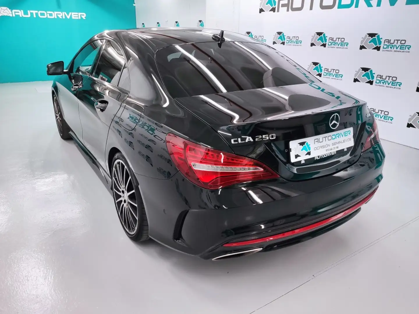 Mercedes-Benz CLA 250 Sport 4Matic 7G-DCT Negru - 2