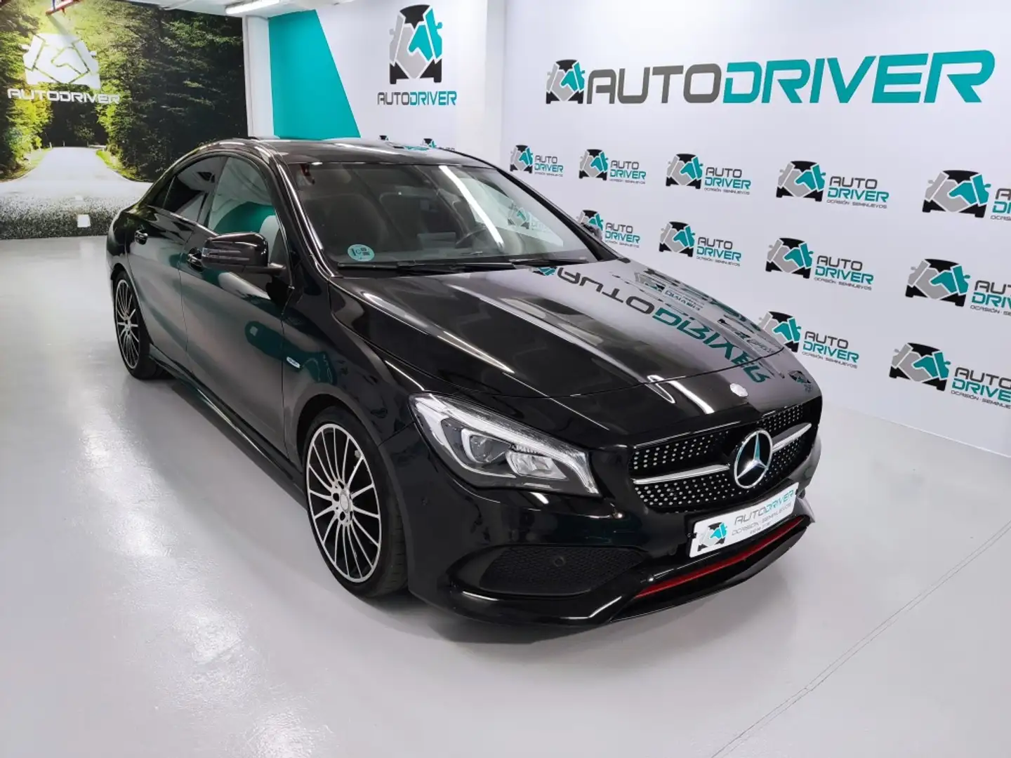 Mercedes-Benz CLA 250 Sport 4Matic 7G-DCT Negro - 1