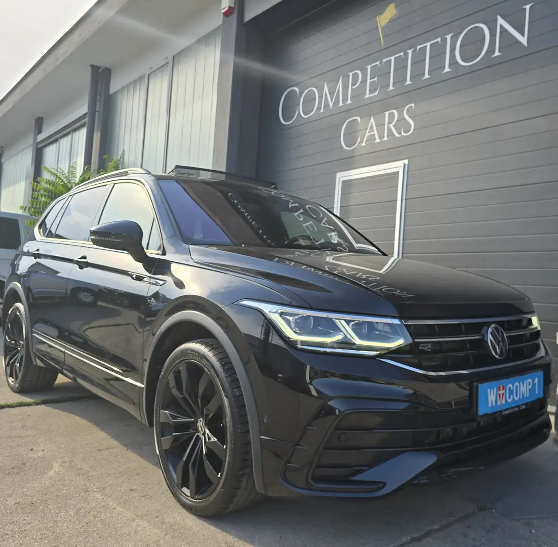 Volkswagen Tiguan Allspace R-Line Allrad Pano ALLBLACK Anhänger 20" Suzuka Schwarz - 1