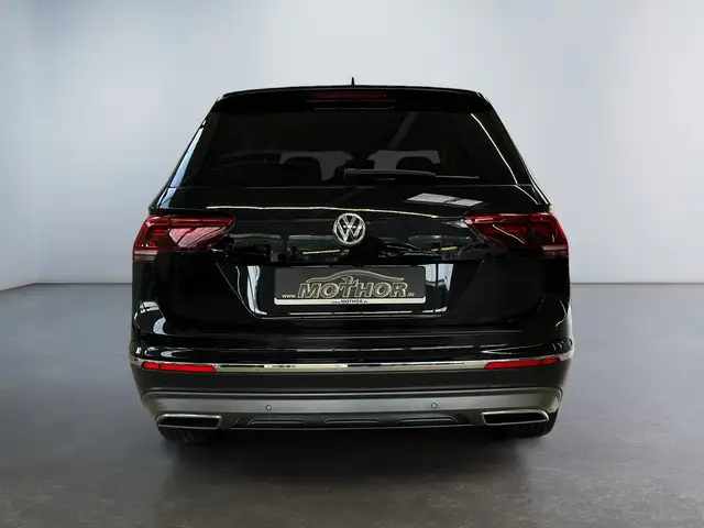 Volkswagen Tiguan Allspace view 5