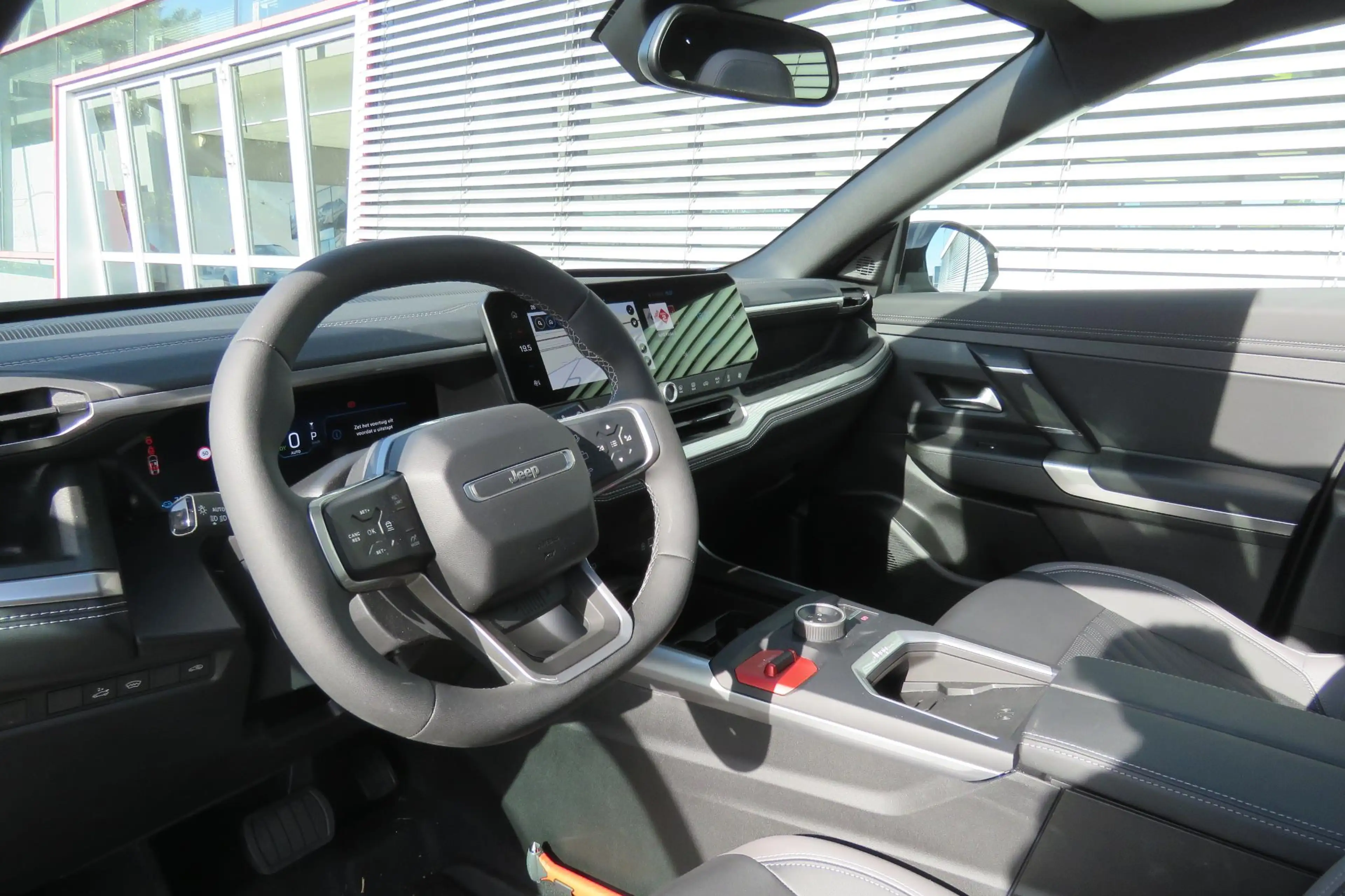 Jeep Compass First Edition 74 kWh | SCM alarm | afneembare trek — photo 8