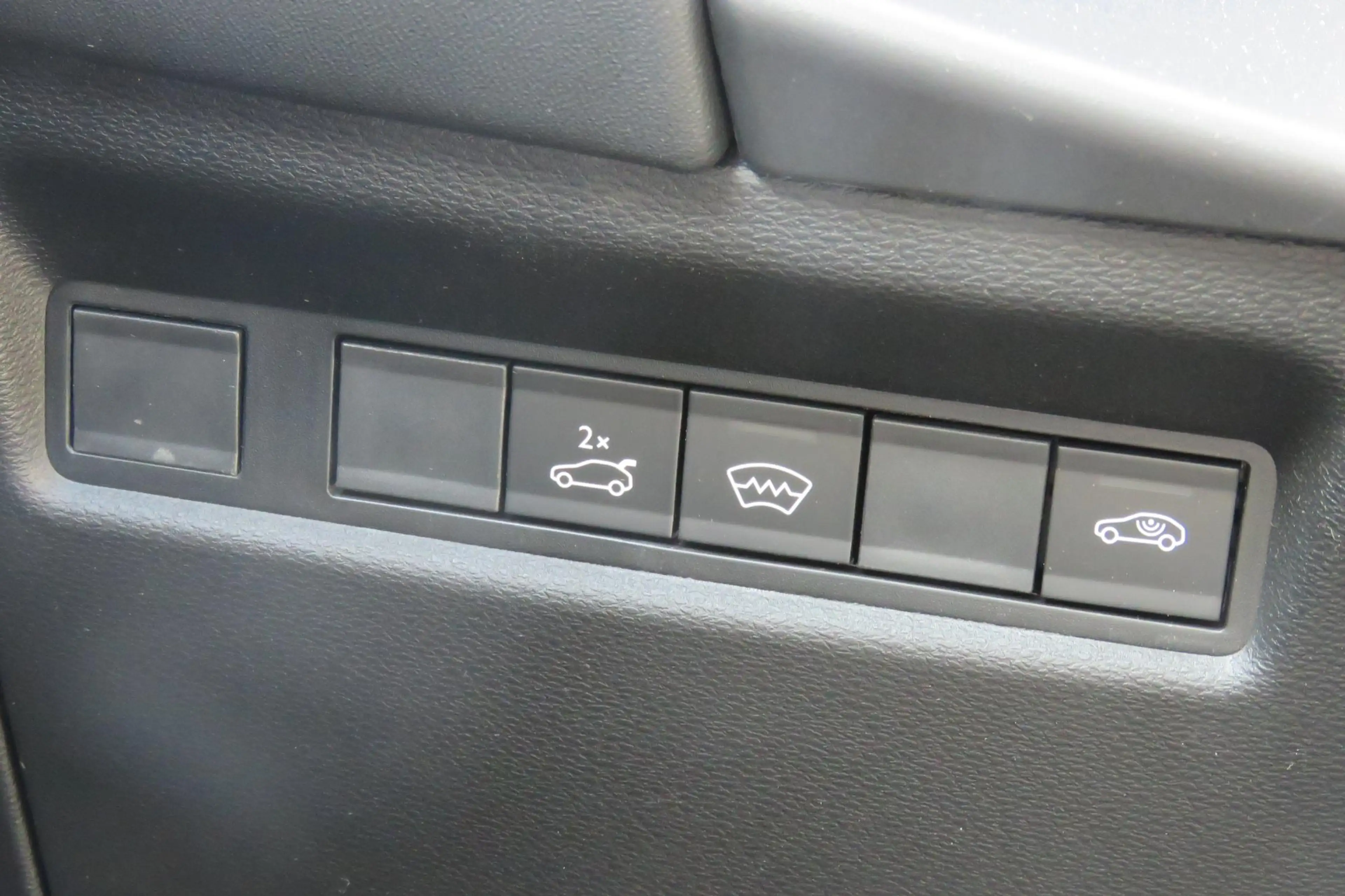 Jeep Compass First Edition 74 kWh | SCM alarm | afneembare trek — photo 12