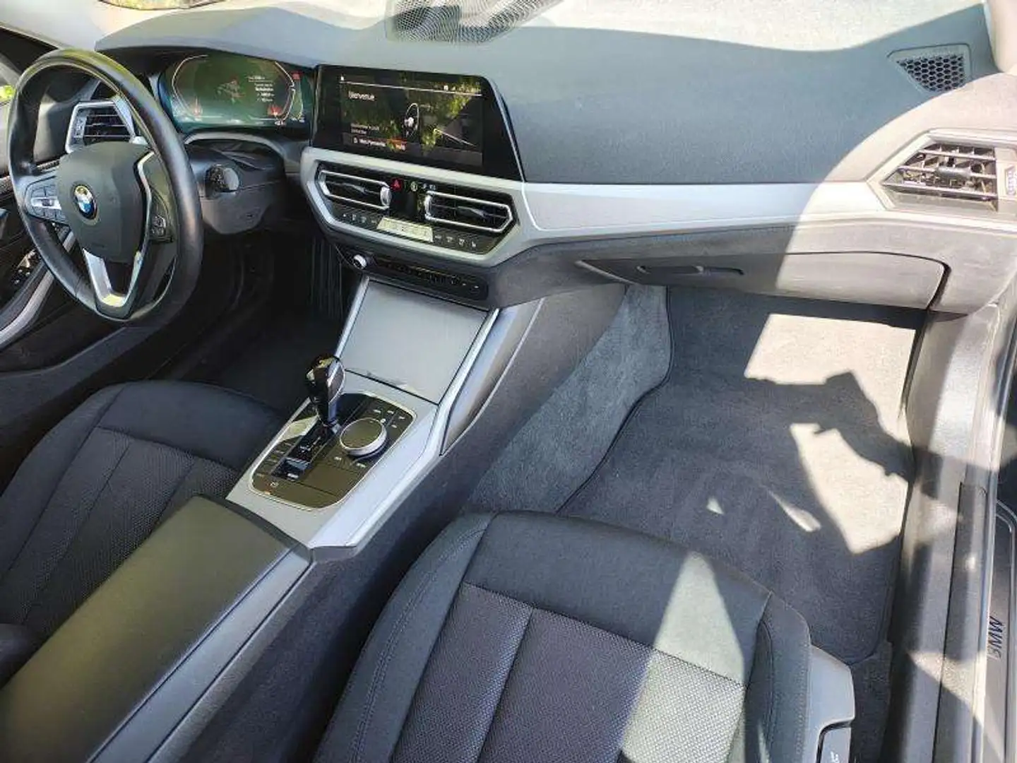 BMW 318 Auto / Touring / Carplay Noir - 2