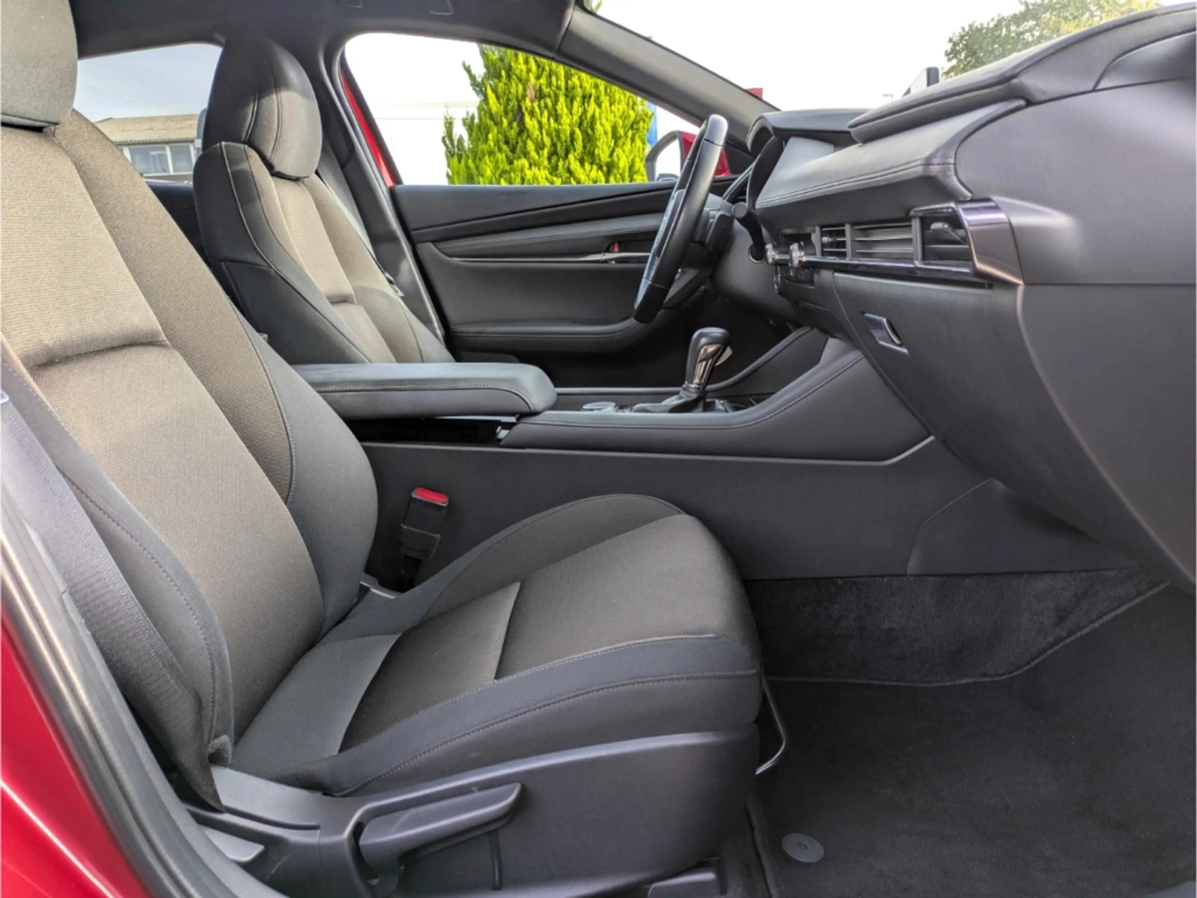Mazda 3 Selection HUD Navi Bose 360 Kamera LED ACC Apple C — photo 5