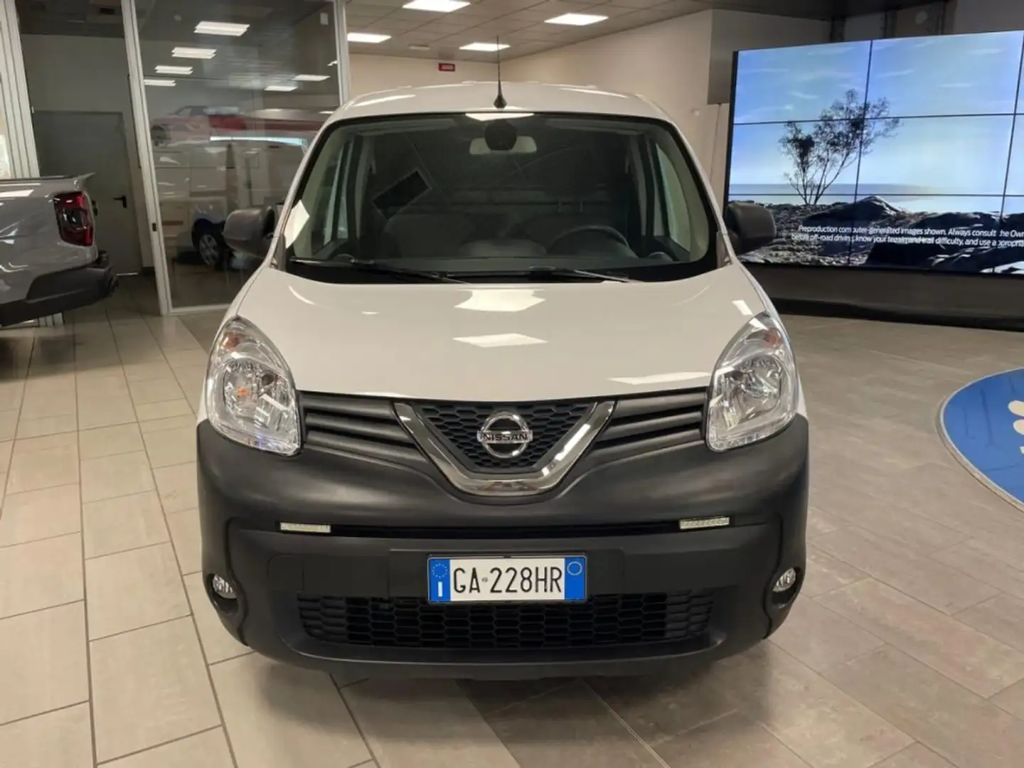 Nissan NV250 VAN 1.5 diesel 115cv. AUTOCARRO 2 POSTI ,Km 65.000 Bianco - 2