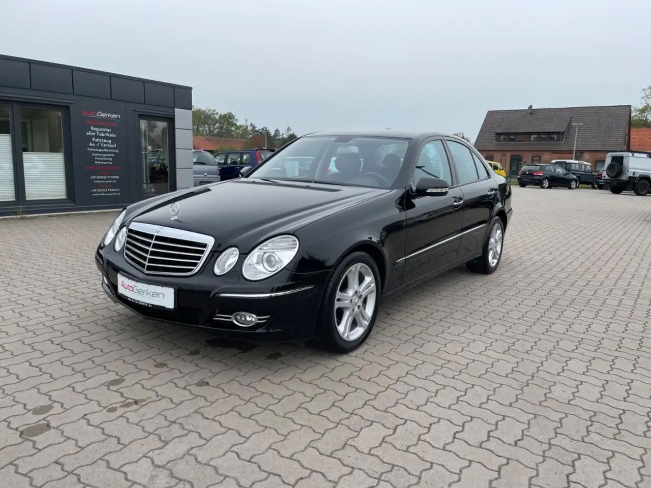 Mercedes-Benz E 280