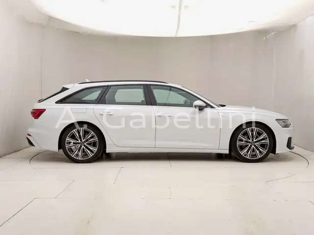 Audi A6 view 3