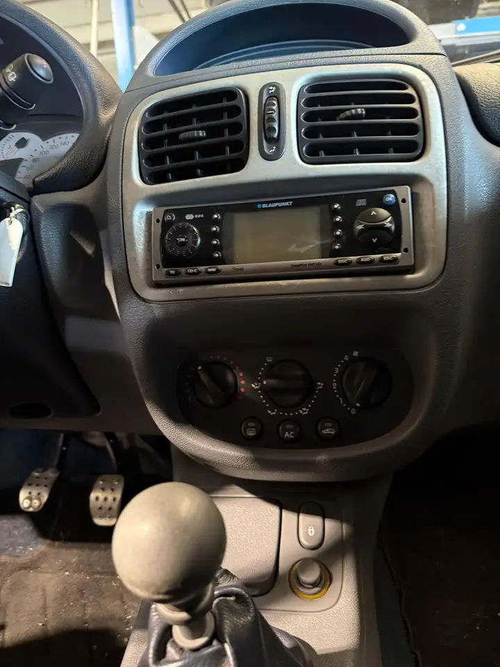 Renault Clio 2.0i 16V Renault Sport, foto 4