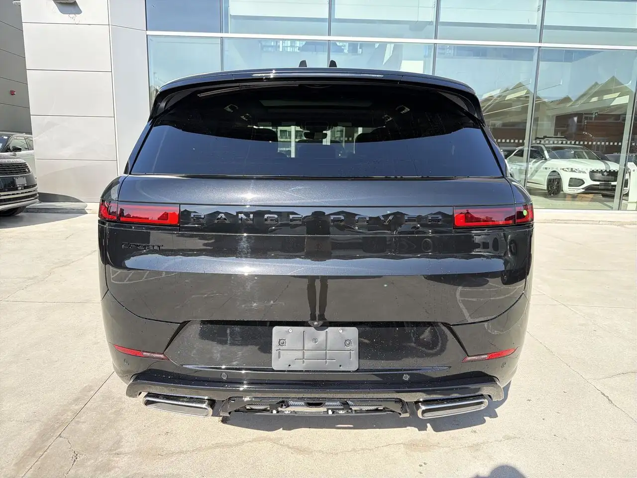 Land Rover Range Rover Sport снимка Land Rover Range Rover Sport