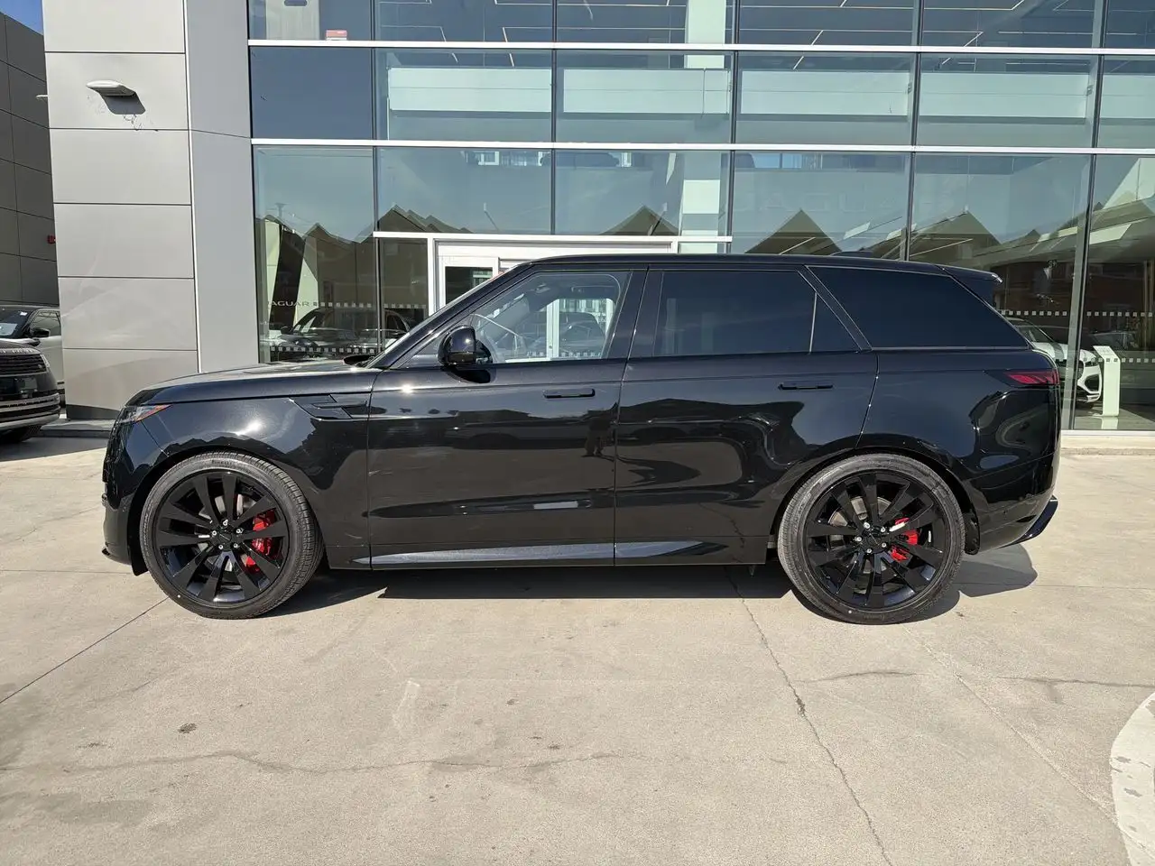 Land Rover Range Rover Sport снимка Land Rover Range Rover Sport