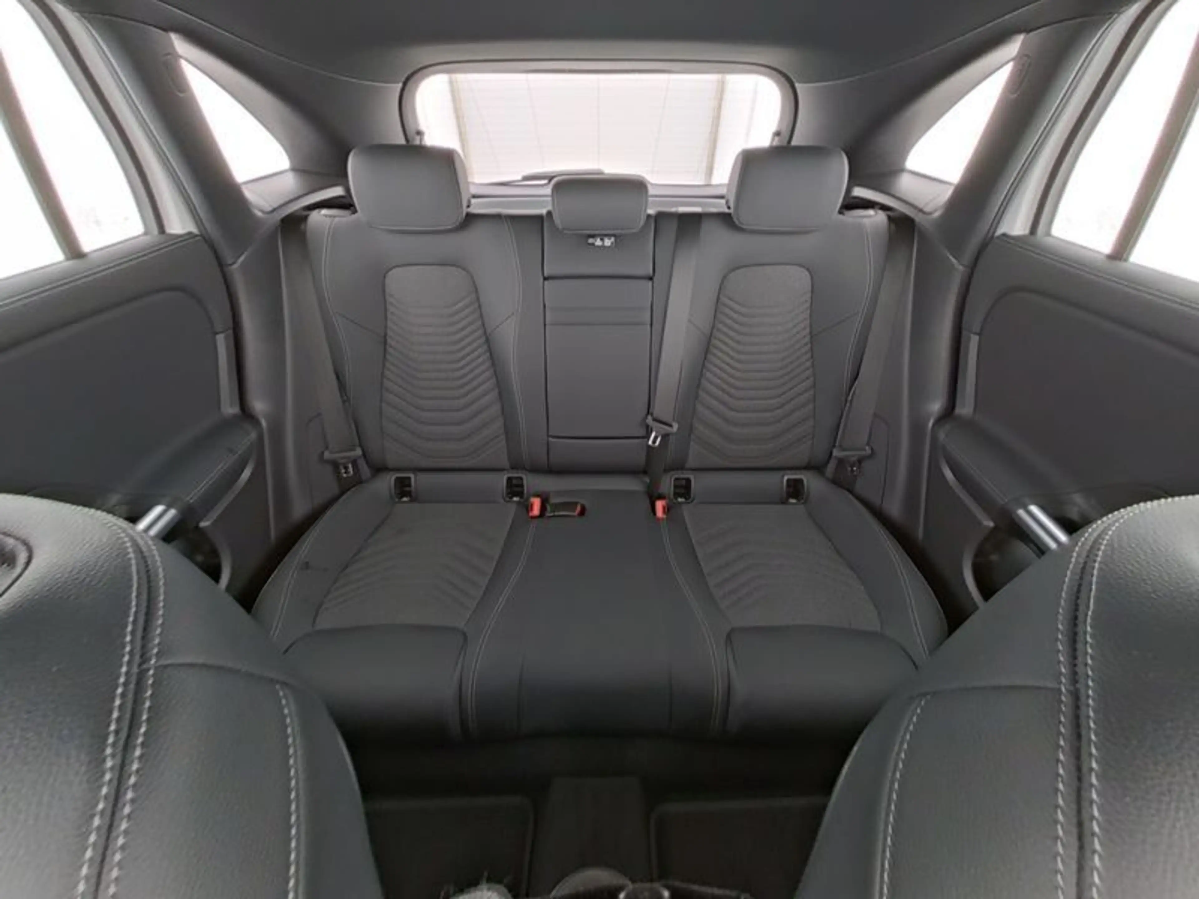 Mercedes-Benz EQA 250+ PROG-ADV KAMERA WINTER AMBIENTE EASYPAC — photo 10