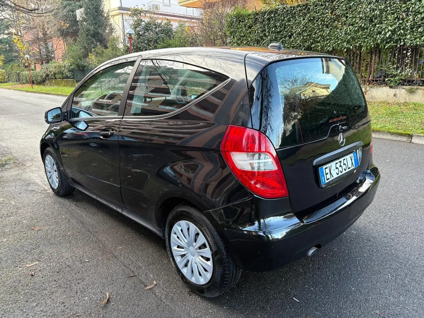 Mercedes-Benz A 160 A 160 BlueEFFICIENCY Coupé Elegance Nero - 1