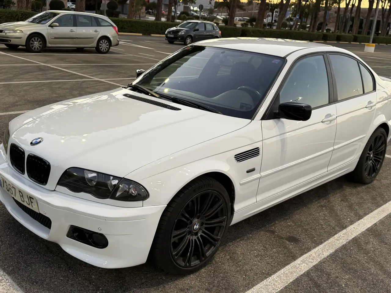 BMW 320d, foto 1