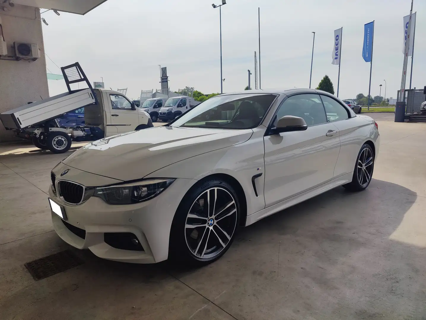 BMW 420 420d Cabrio Msport auto Bianco - 1