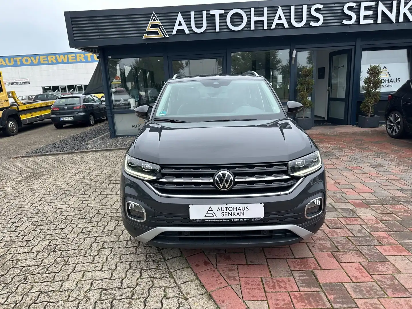 Volkswagen T-Cross 1.0 TSI DSG Style*NAVI*LED*R-CAM*17"ALU* Grau - 2