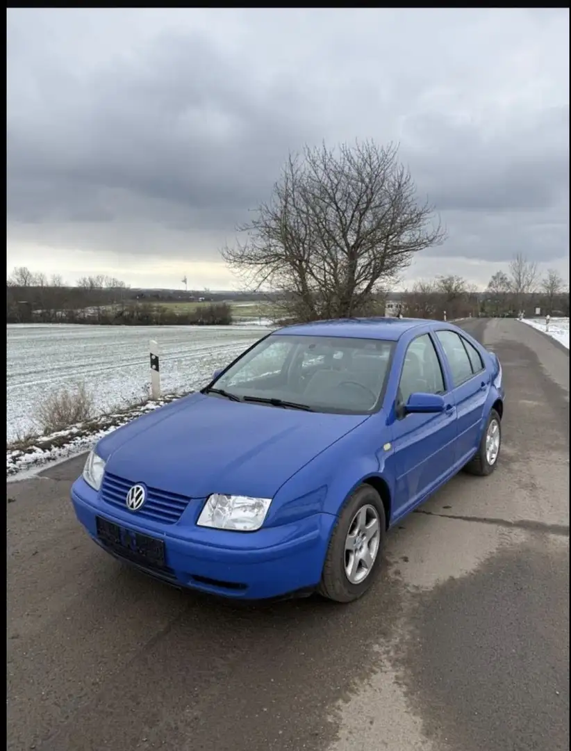 Volkswagen Bora VW Bora 1.6 Motor Albastru - 1
