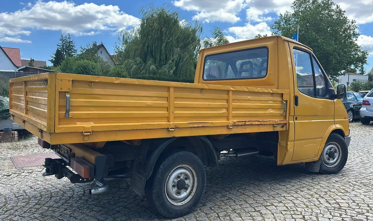 Ford Transit pickup, foto 6