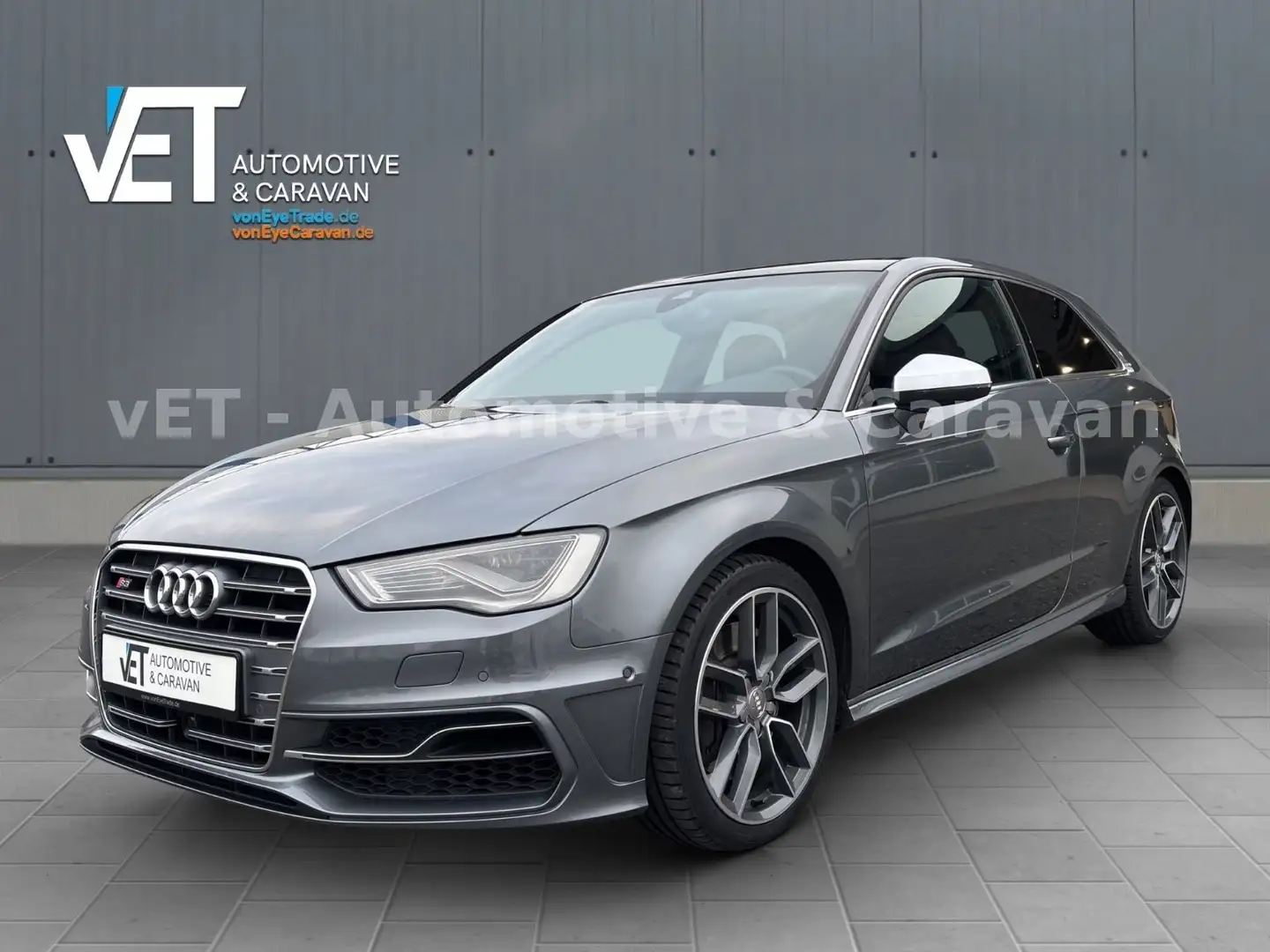 Audi S3 2.0 TFSI quattro | MMI | DSP Grau - 1