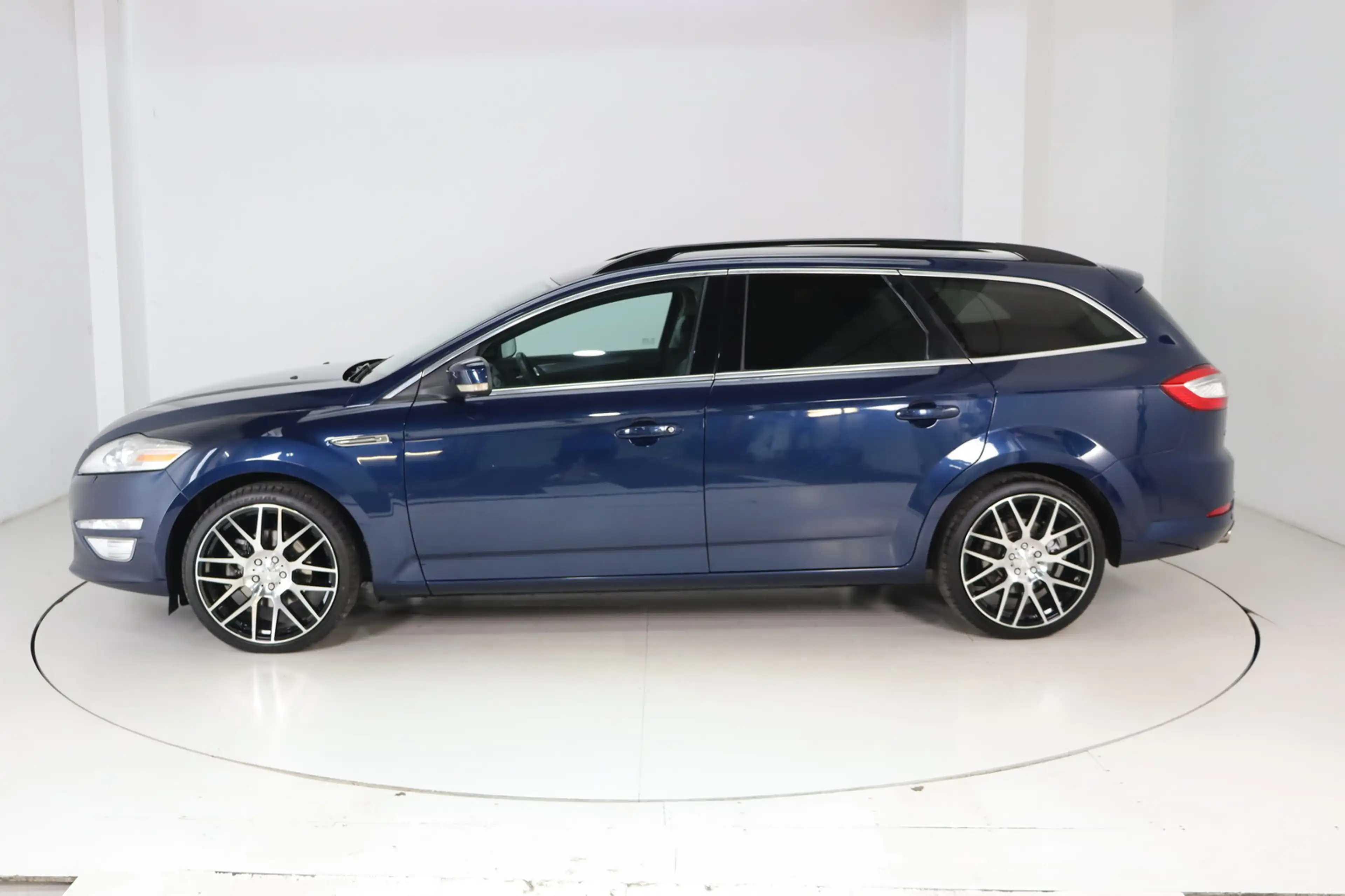 Ford Mondeo Turnier 2.0i Titanium * Sitzhzg * Top — photo 4
