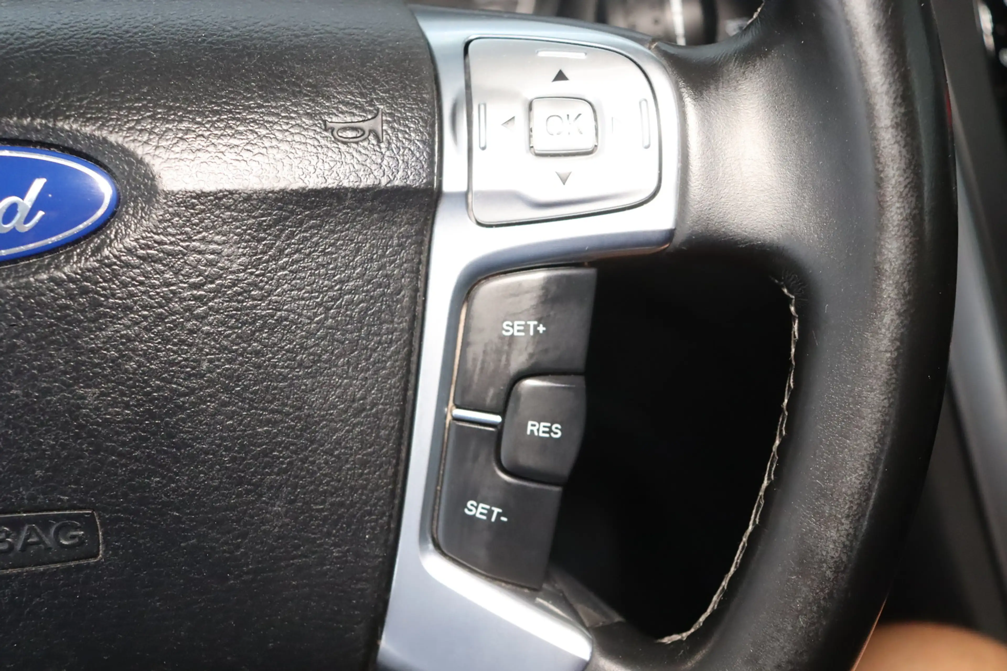 Ford Mondeo Turnier 2.0i Titanium * Sitzhzg * Top — photo 13
