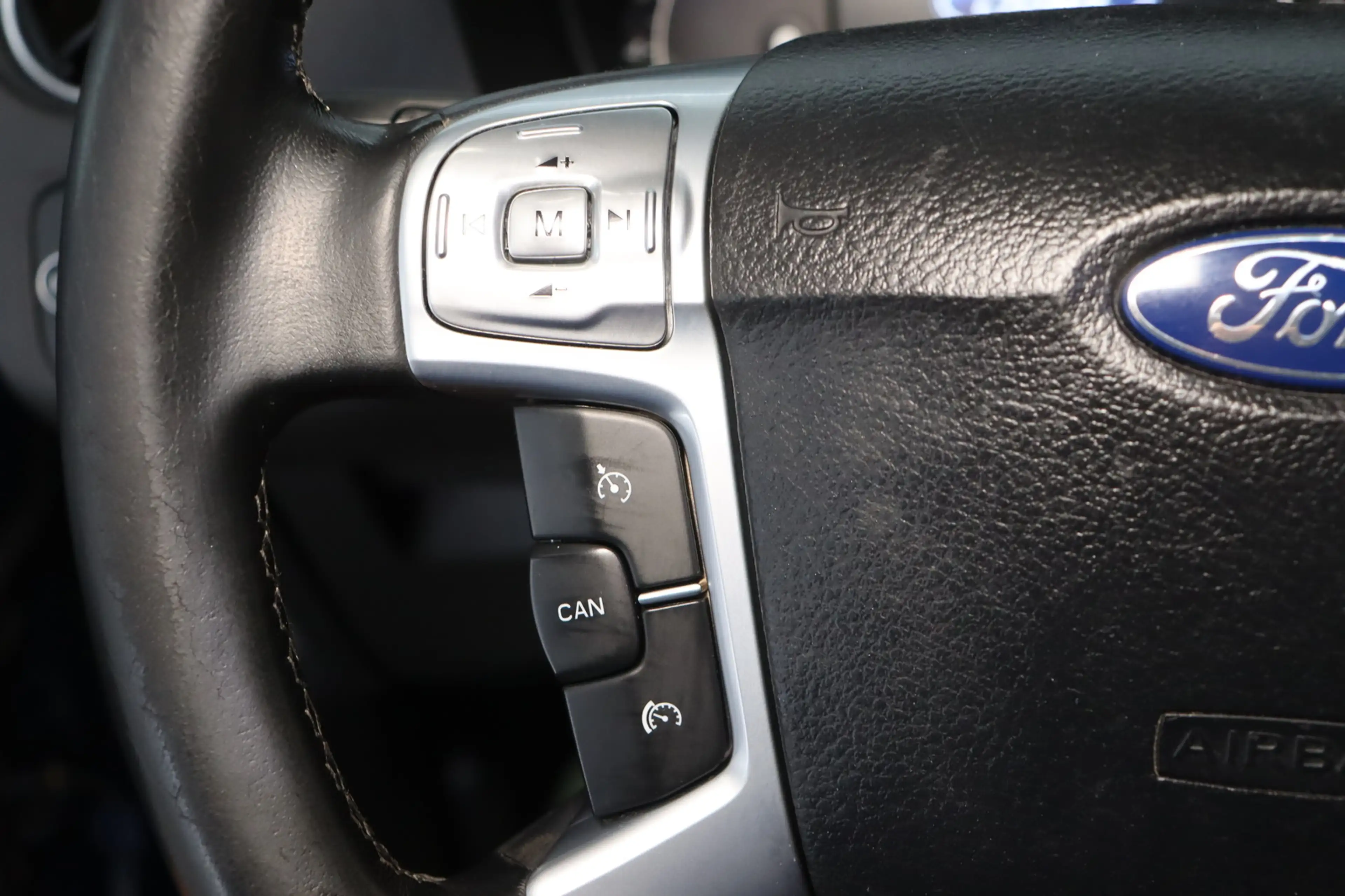 Ford Mondeo Turnier 2.0i Titanium * Sitzhzg * Top — photo 11
