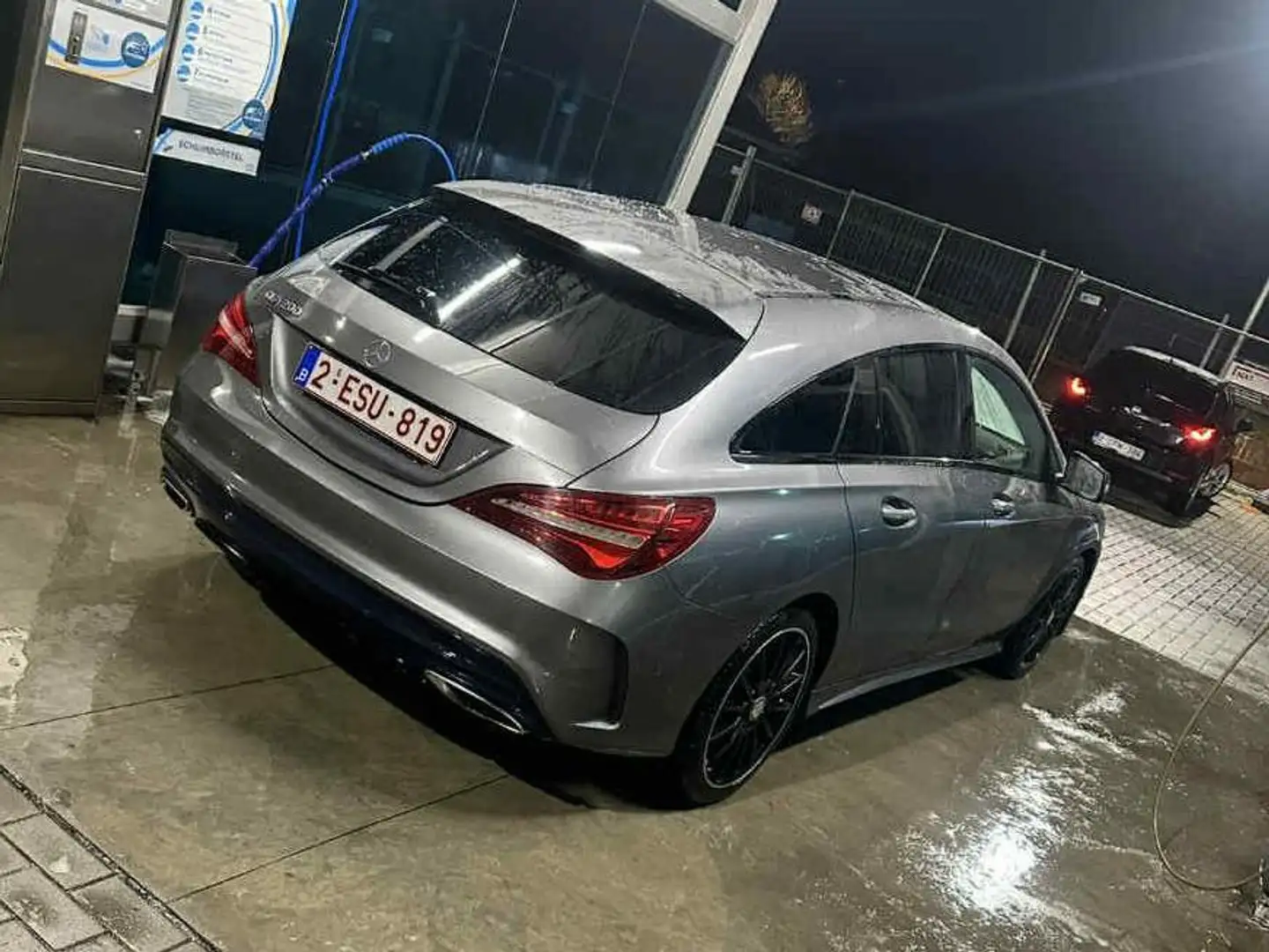 Mercedes-Benz 200 200 T - 2