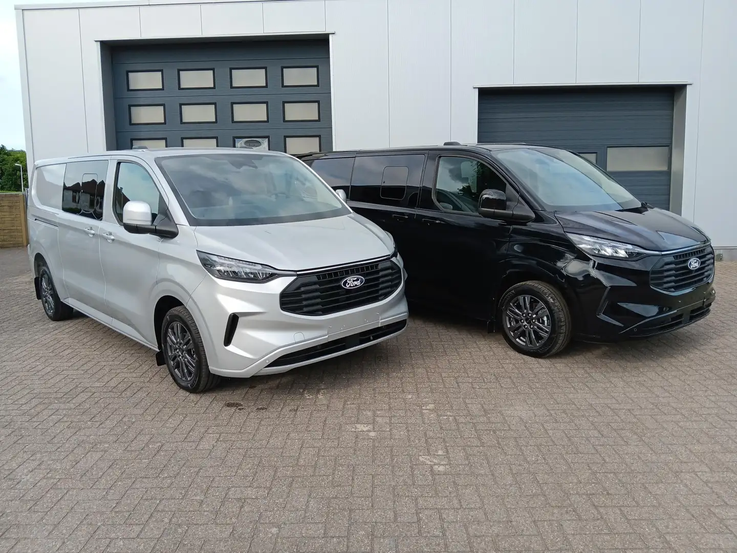 Ford Transit Custom 5pl L2 170pk automaat dub cab ad. cruis 41321ex Noir - 2