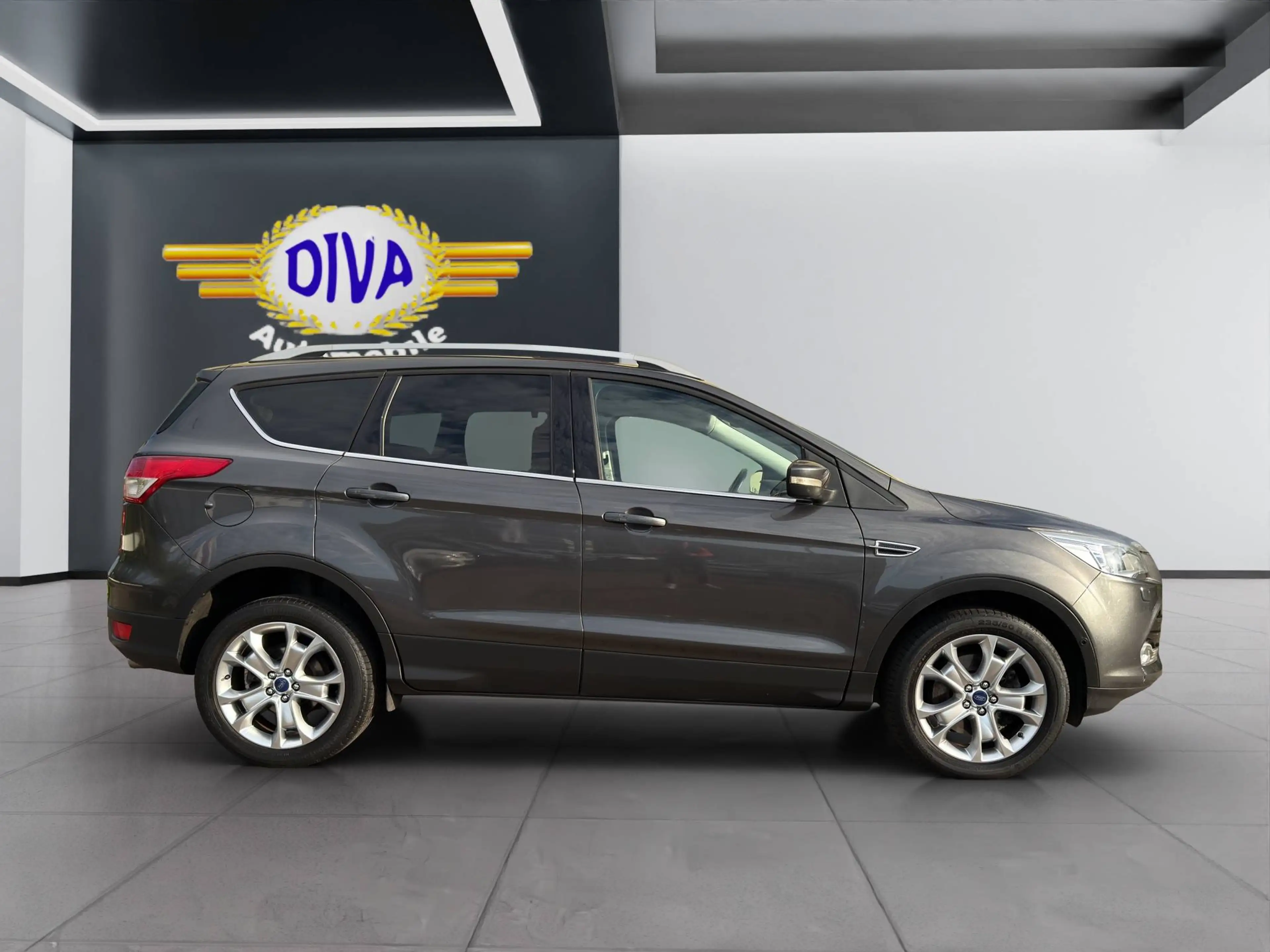 Ford Kuga 2.0 TDCi Titanium 1.Hand — photo 8