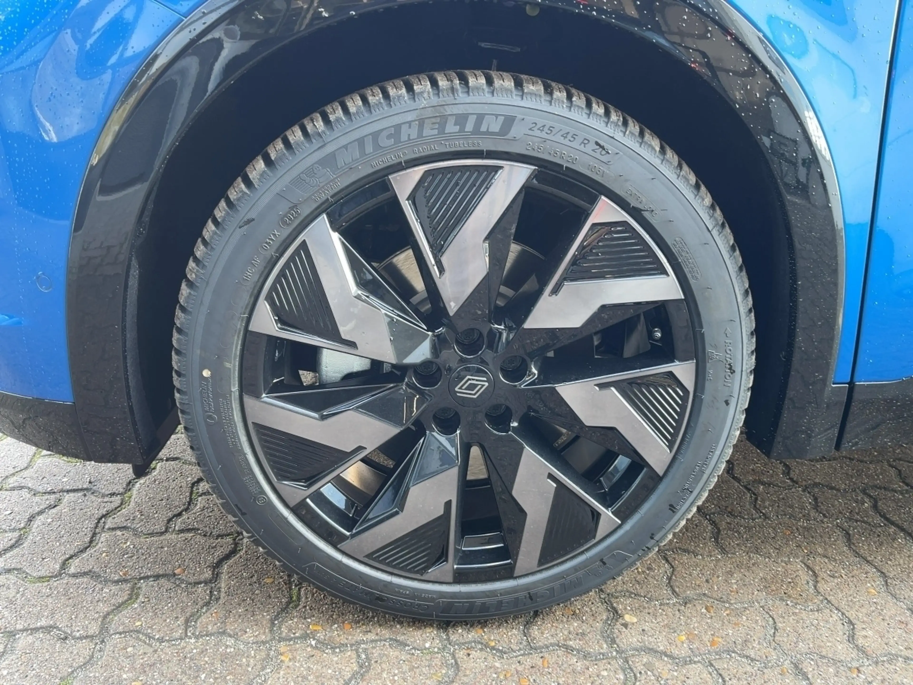 Renault Rafale Esprit Alpine E-Tech Plug-in Hybrid 300 4x4+PANO — photo 7