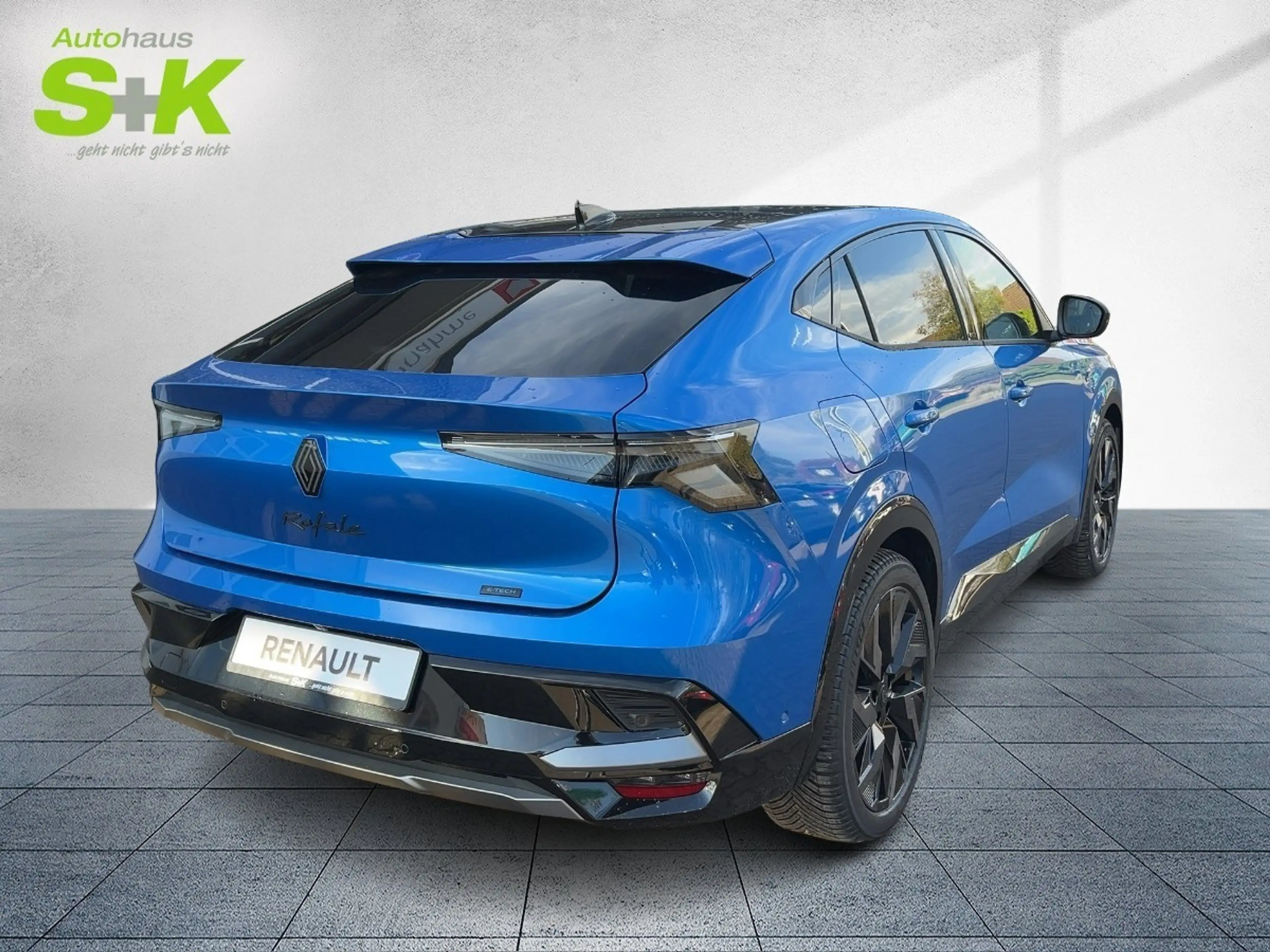 Renault Rafale Esprit Alpine E-Tech Plug-in Hybrid 300 4x4+PANO — photo 4
