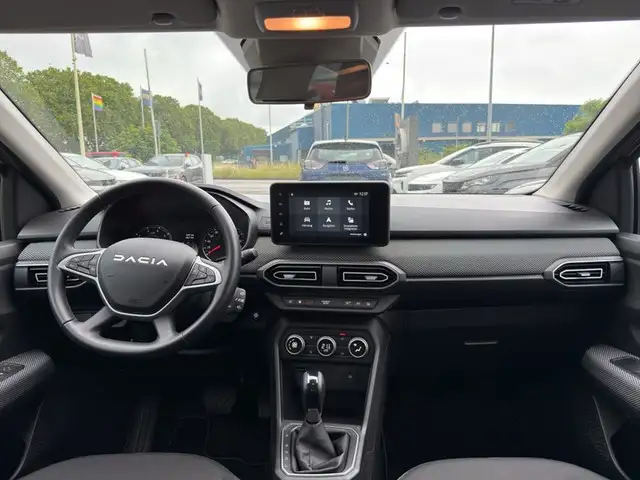 Dacia Sandero view 10