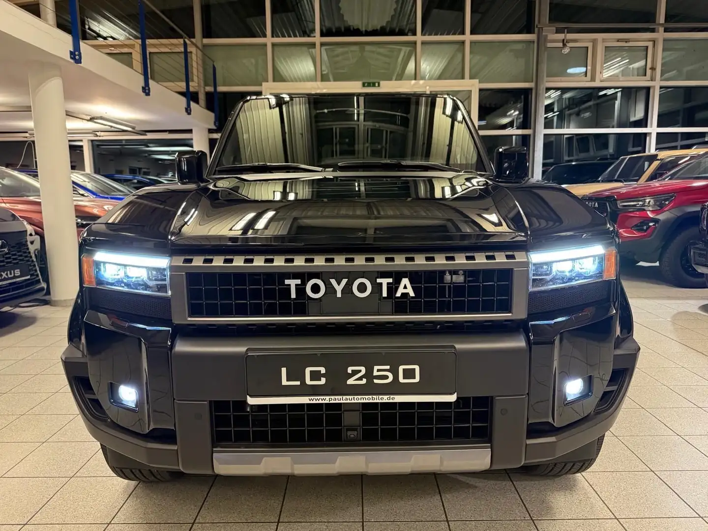 Toyota Land Cruiser 250 - TEC EDITION-PANORAMA-HEADUP-JBL-76.590- Negru - 2
