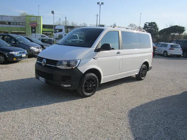 Volkswagen T6 Transporter 9posti euro6