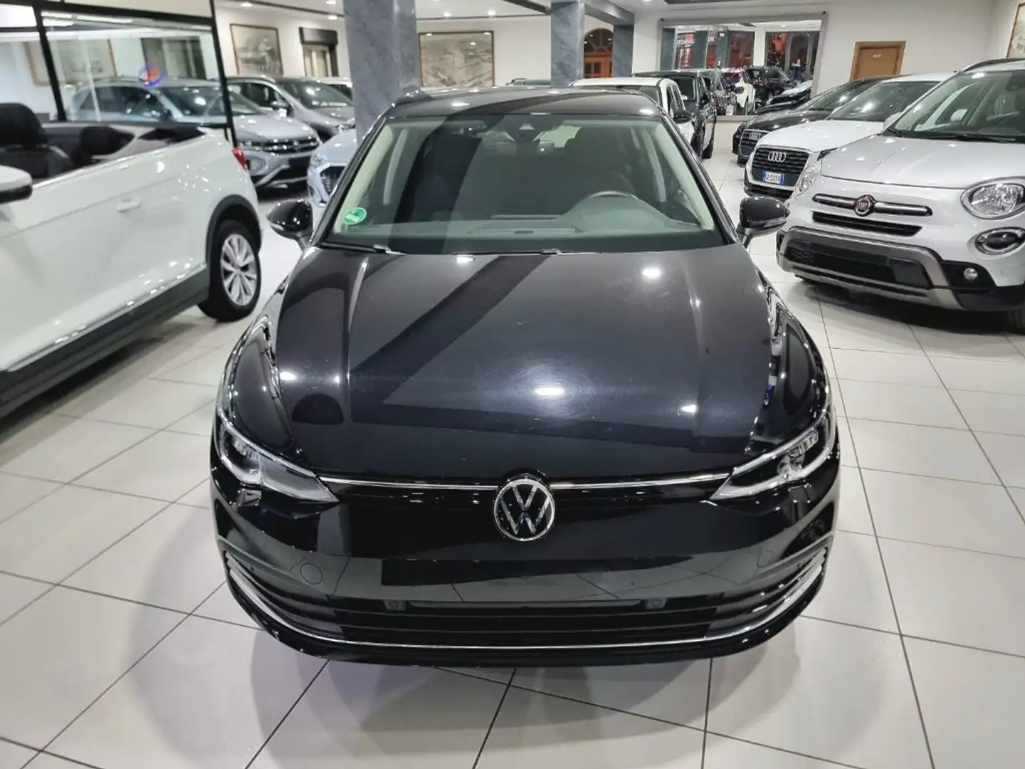 Volkswagen Golf 8 2.0 Life MOVE TDI 115CV - Navi - VENDUTA Nero - 2