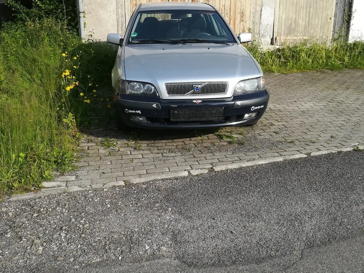Volvo V40 1.8 Silber - 1