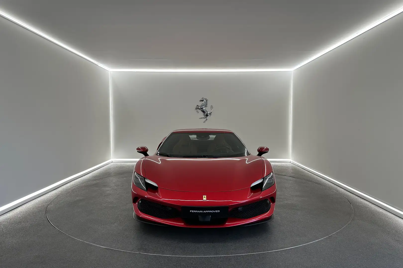 Ferrari 296 GTB Rosso Imola / Ferrari Approved Rood - 2