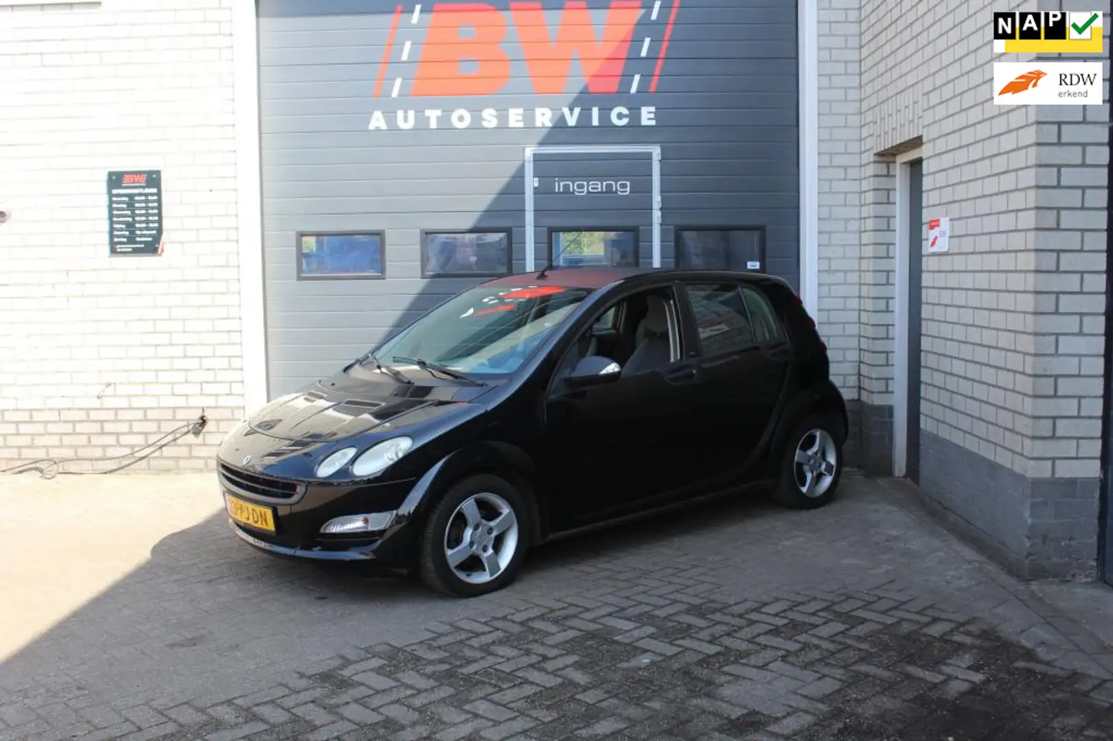 smart forFour 1.1 blackbasic Zwart - 1