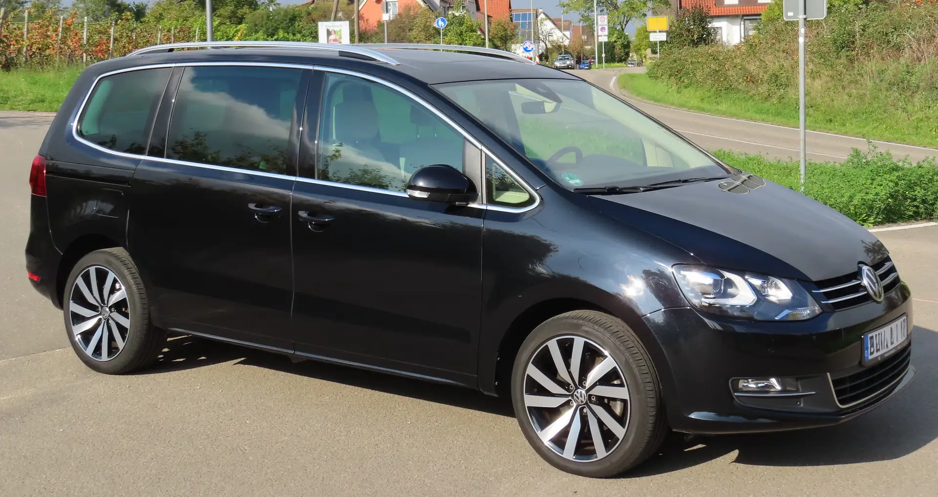 Volkswagen Sharan Sharan 2.0 TDI DSG 4Motion Highline Schwarz - 2
