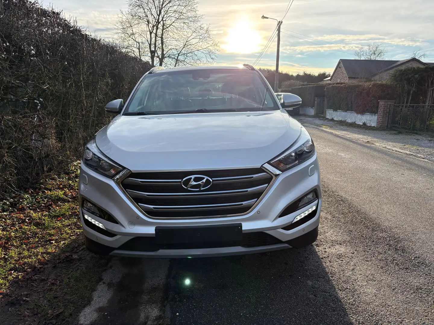 Hyundai TUCSON Tucson 2.0 CRDi 4WD Premium Silber - 2