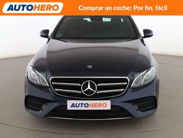 Mercedes-Benz E-Class view 9