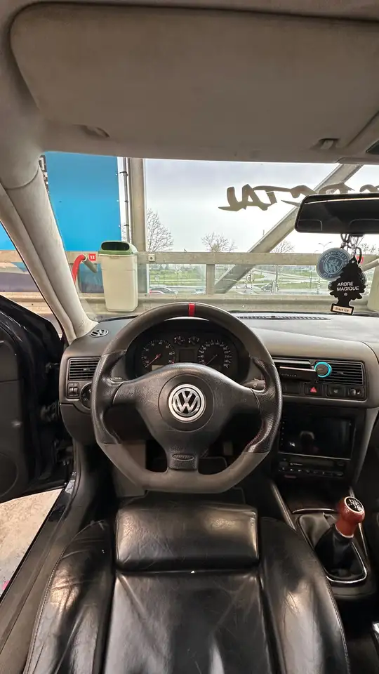 Volkswagen Golf 1.8-5V Turbo GTI, foto 9
