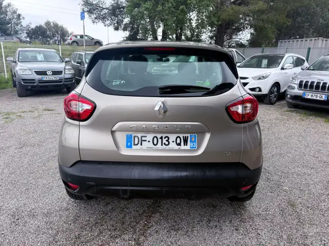 Renault Captur view 13