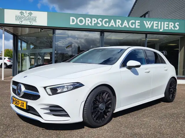 Mercedes-Benz A 200 200 Business Sol. AMG, Sportstoelen, Camera, Clima