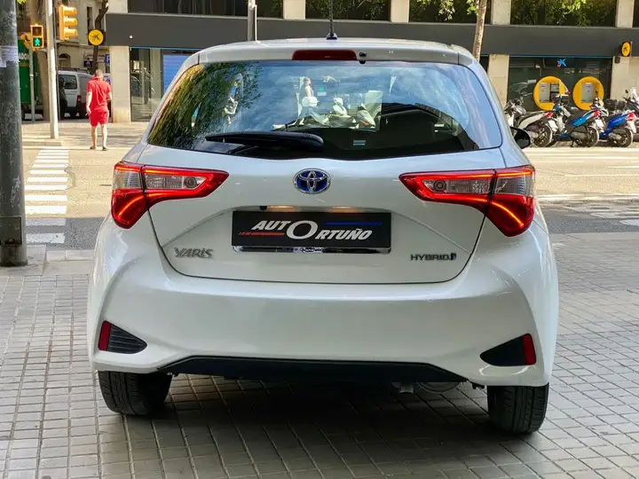 Toyota Yaris 2019, foto 12