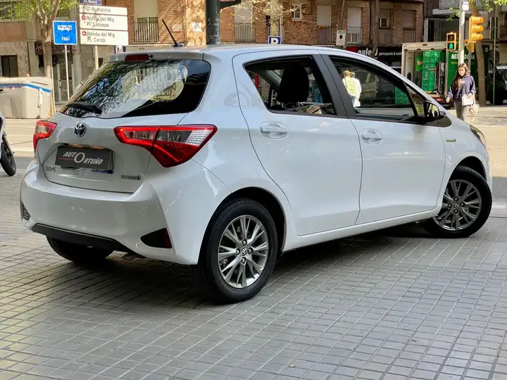 Toyota Yaris 2019, foto 13