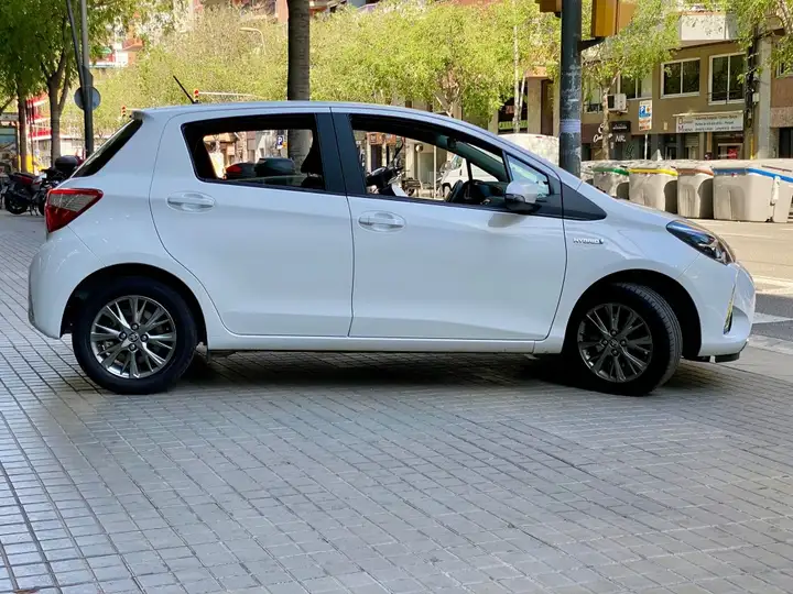 Toyota Yaris 2019, foto 14