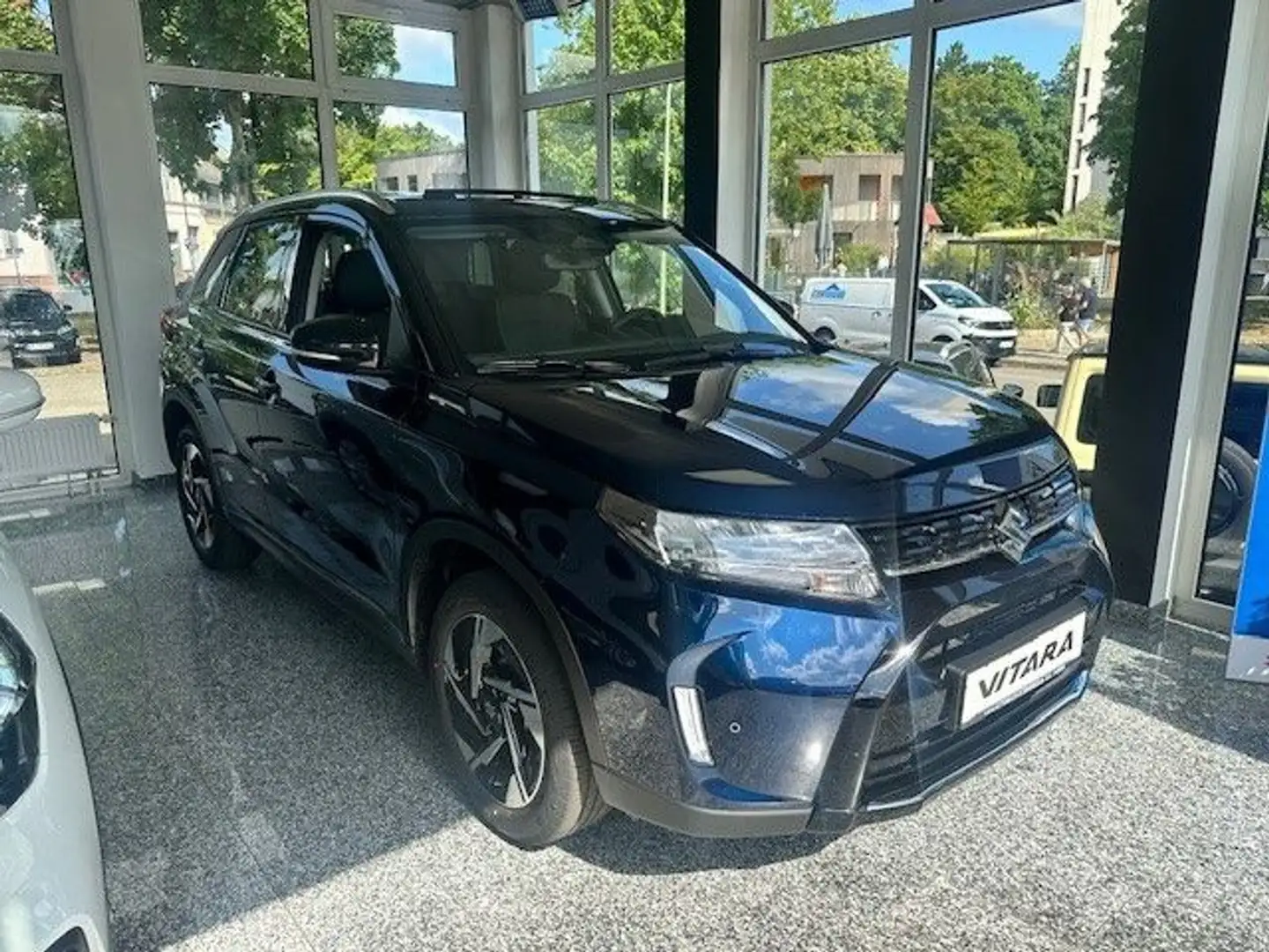 Suzuki Vitara 1.4 Hybrid Comfort+ 4x4/Pano/Navi/LED Blau - 1